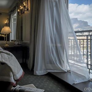 Cape Grace Hotel y Spa